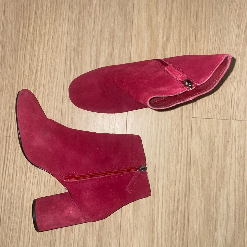 Size 9w cherry red ankle booties